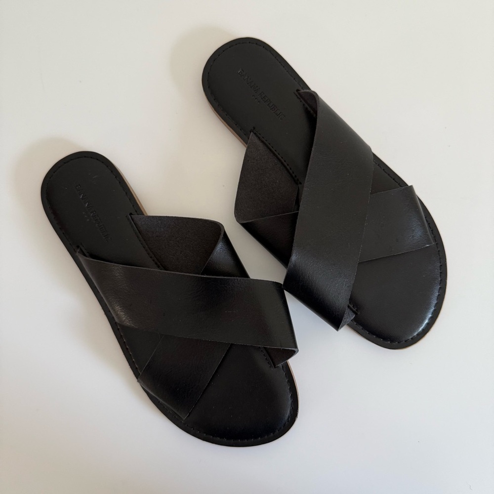 Banana Republic Factory Crossover Slide Black Size 8